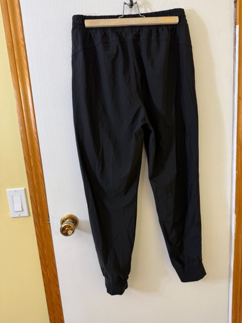 🪩 2/20 Unknown Brand Black Active Wind Pant Joggers Size M - Picture 7 of 8